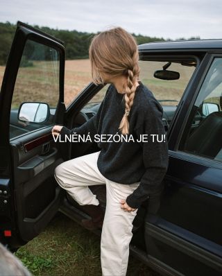 Tohle není jenom svetr 🥹 Je to váš pohodlný safe space, který vás obejme každý den. Když je venku šedo a zima, zabalí vás...